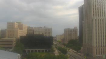 Weather camera view of Akron-Summit County Public Library.