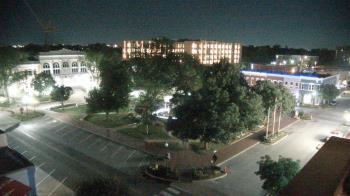 Weather camera view of Walton�s 5 & 10.