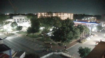 Weather camera view of Walton�s 5 & 10.