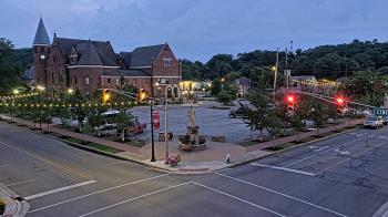 Weather camera view of City of Connersville.
