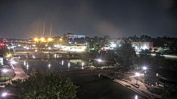 Weather camera view of City of Elgin.