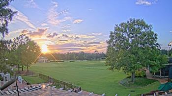 Weather camera view of Houston Country Club.