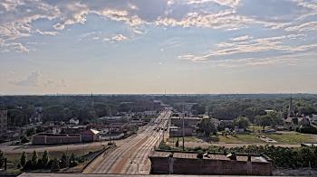 Weather camera view of Kankakee County Administration Building.