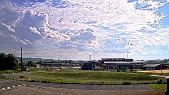 Weather camera view of Pequea Valley IS.