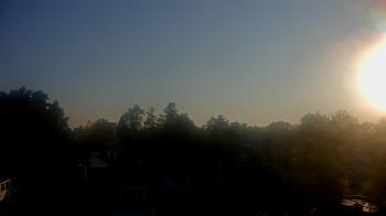 Weather camera view of Town of Leesburg.