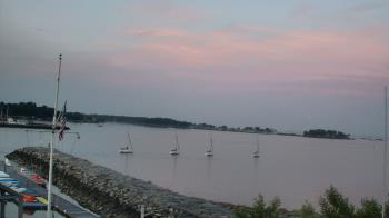 Weather camera view of Beach Point Club.