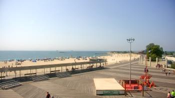 Weather camera view of Ocean Beach Park.