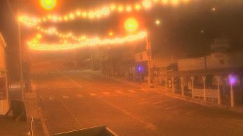Weather camera view of Overland Hotel.