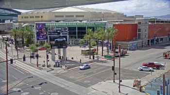 Weather camera view of Palomar Hotel.