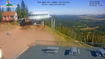 Weather camera view of Sunrise Park Resort 10650 ft elev.
