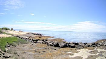 Weather camera view of Outer Island  (Thimble Island Group).