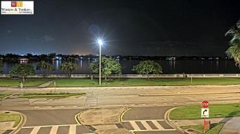 Weather camera view of Winter & Yonker P.A..