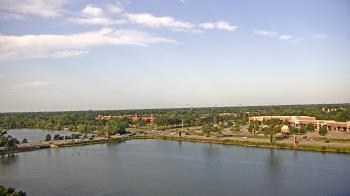 Weather camera view of Commerce Bank.