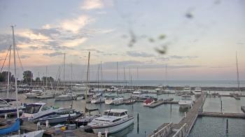 Weather camera view of Waukegan Harbor and Marina.
