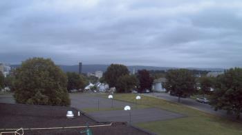Weather camera view of Heights Murray ES.
